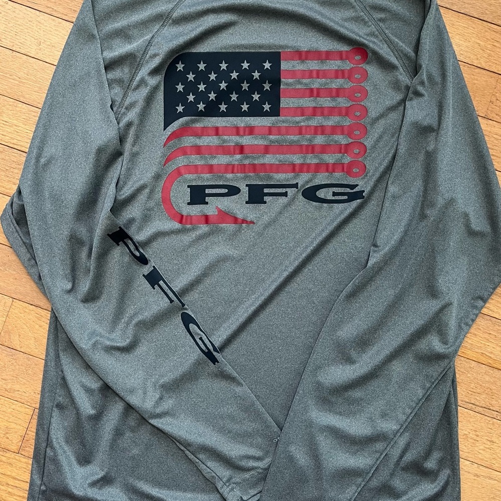 Columbia PFG Men's Grey and Navy Long Sleeve Shirt